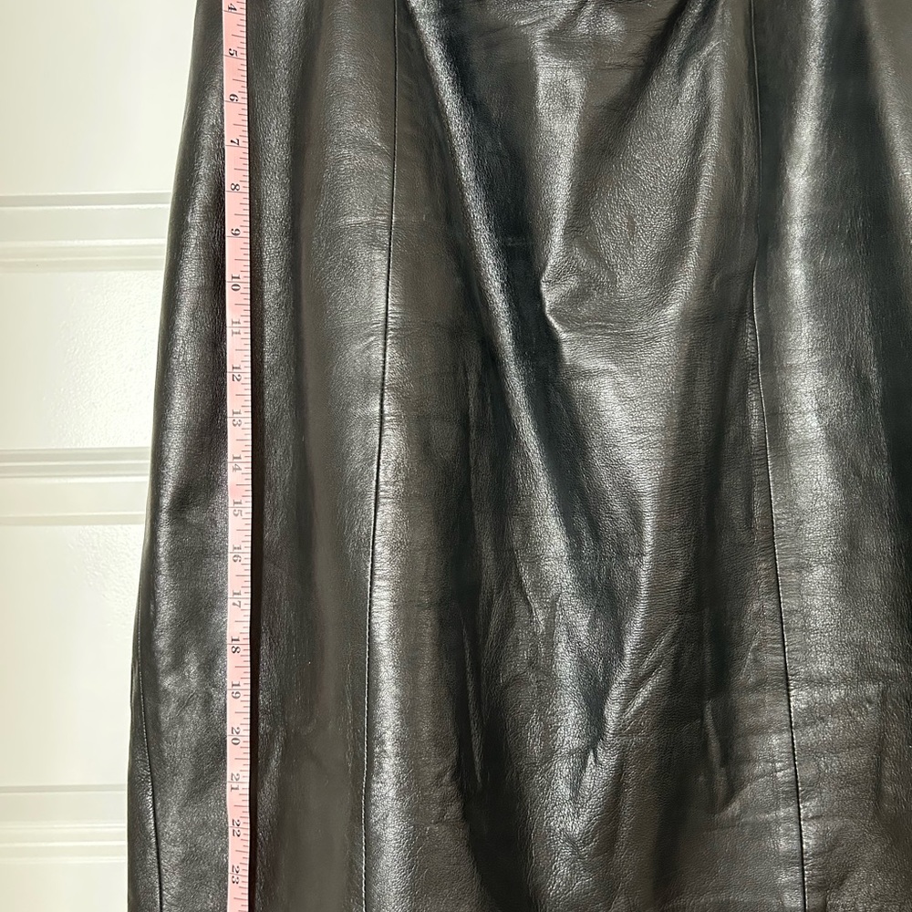 Liz Claiborne Rich Black Lambskin Leather Pencil Skirt - Picture 5 of 8